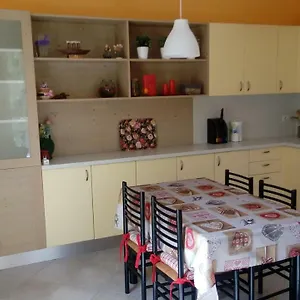 residence-laurus-ivan.it-lombardy.com/