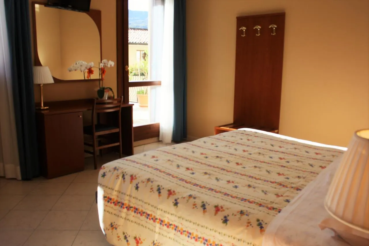 ***  Hotel Italia Risorta Arsiero Italia